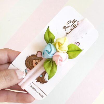 vincha con flores de cinta